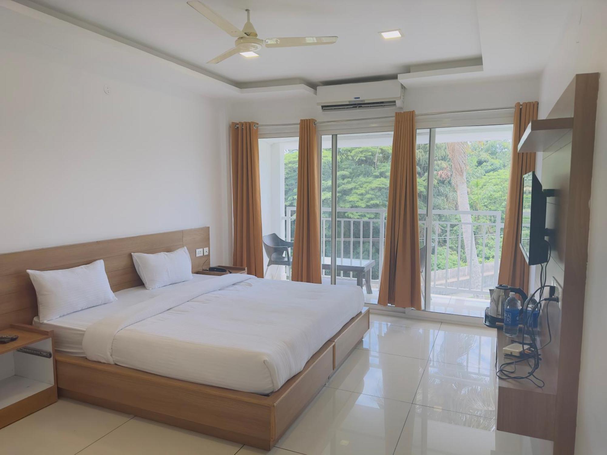 Hotel Lets Stay Kochi Dış mekan fotoğraf