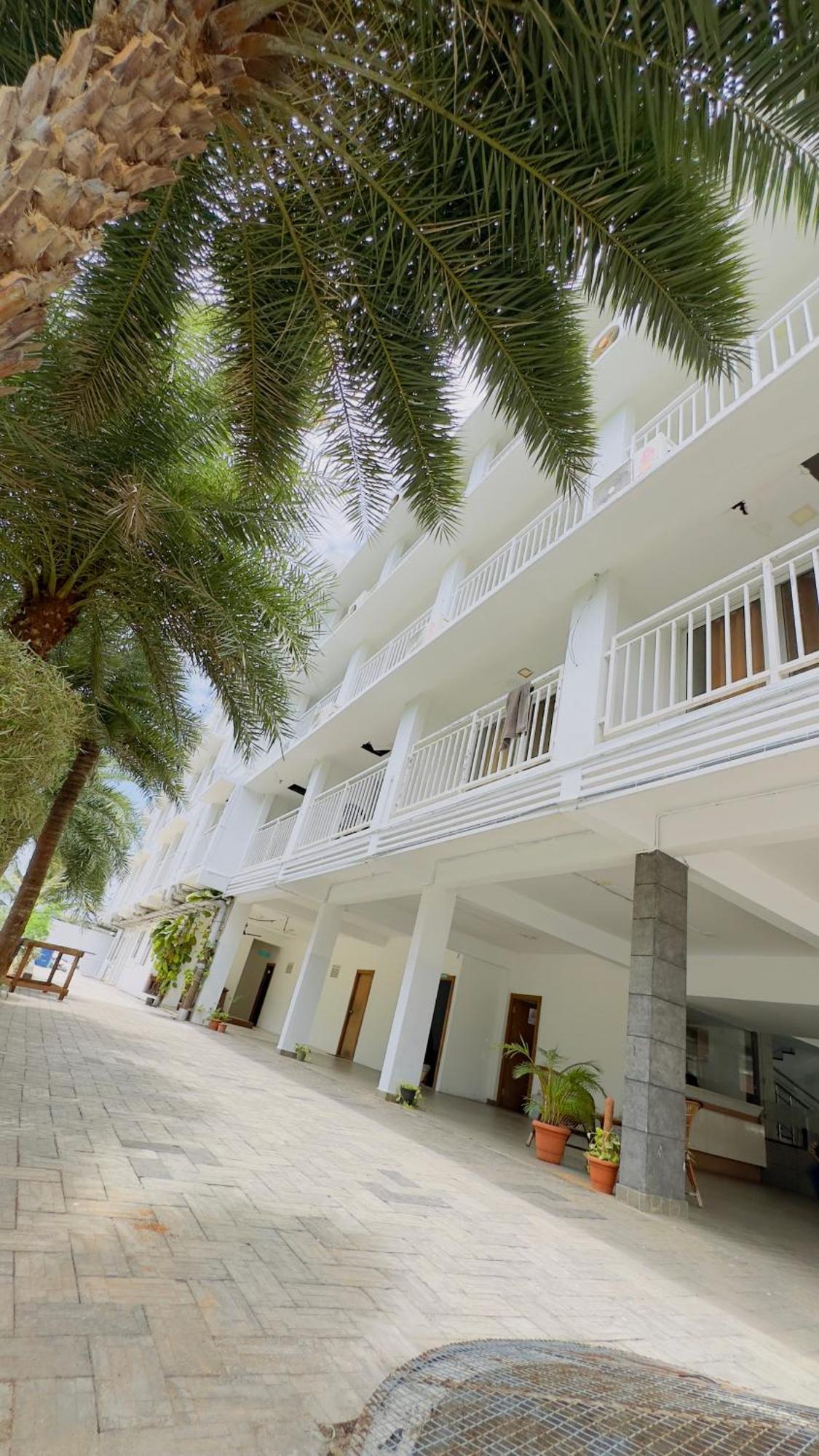Hotel Lets Stay Kochi Dış mekan fotoğraf